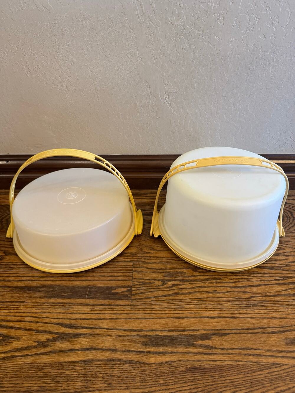 6 Pc Tupperware Set 1970s Cake And Pie Keeper Carrier Harvest Gold Vintage Retro